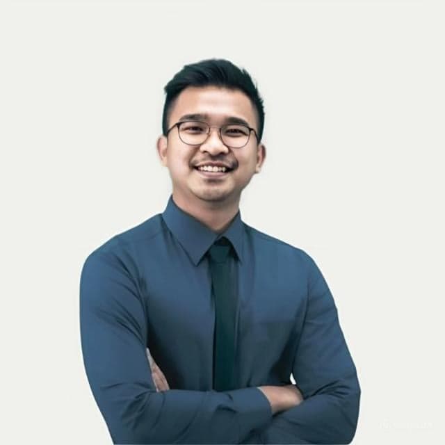 Dr. Awirut Oon-arom