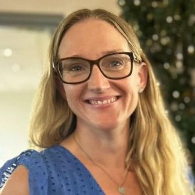 Dr. Zoë Fletcher